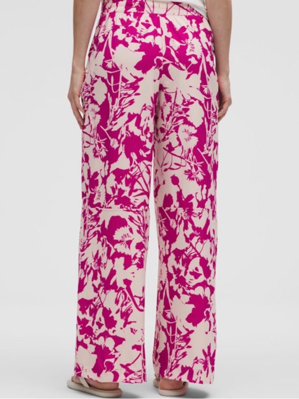 lululemon athletica Wide-Leg Floral Pants in Magenta and Cream - Picture 2 of 11